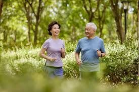 洛杉矶道奇队宣布山本由伸在 2025 世界大赛的球衣拍卖价突破 5 万美元，刷新队史纪录